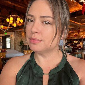 Meet your Posher, Kara